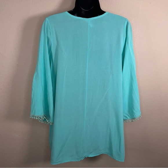 MEDIUM MINT BLUE TUNIC TOP VNECK DANGLE ACCENT BOHO BOHEMIAN ROSE DE PARIS - Picture 9 of 13